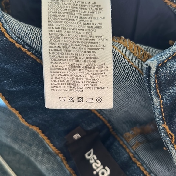 Brand- .laugiseD  size 28  💎 jeweled front button embellished pockets/ & bottom - Picture 13 of 13